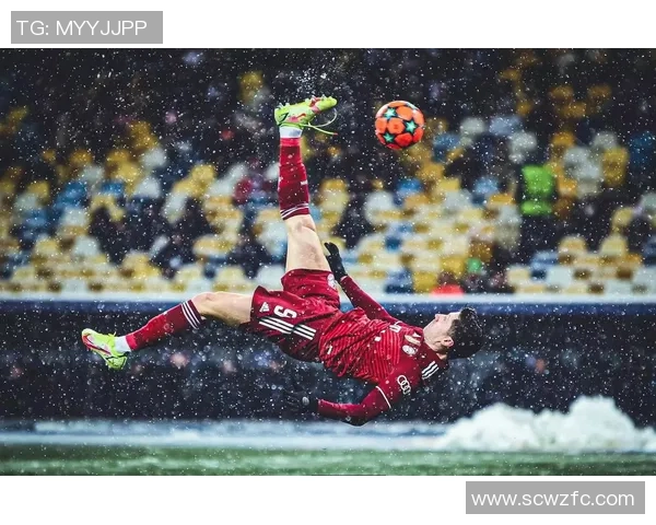 莱万重返安联球场引发拜仁球迷愤怒怒斥忘恩负义行为